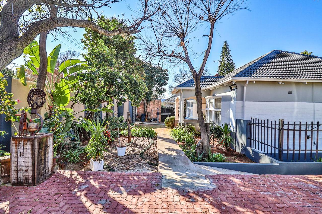 Sunbury 2* Johannesburg